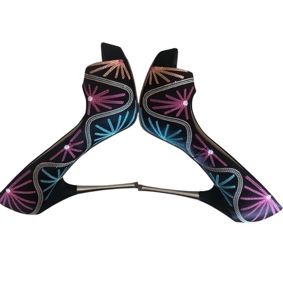 Stiletto Heels INC International Concepts Black Colorful Embroidered Womens 8.5 - Picture 3 of 10